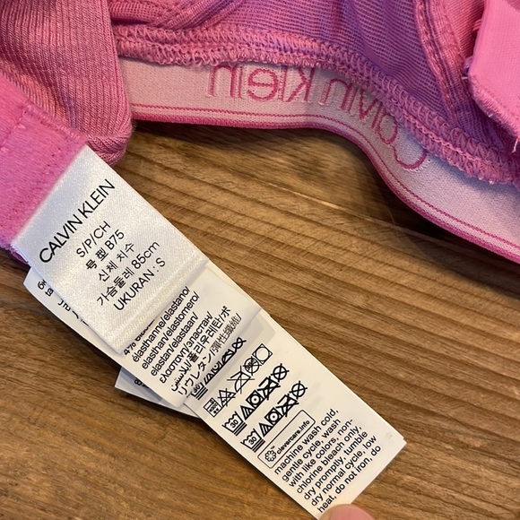 Calvin Klein unlined no wire bralette.  Size S.  NWT - Picture 5 of 8